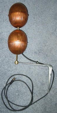 antenna on bracket